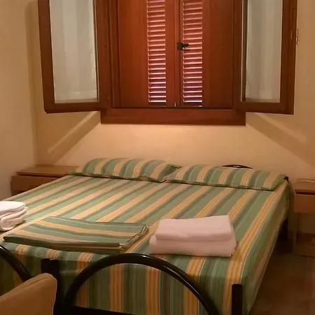 Casa Mare Teresa * 蒙特佩特罗素
