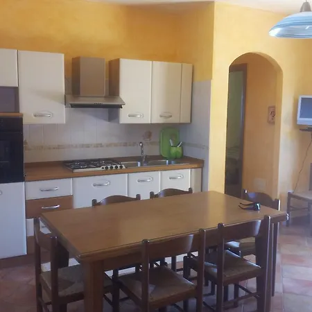 Casa Mare Teresa * 蒙特佩特罗素